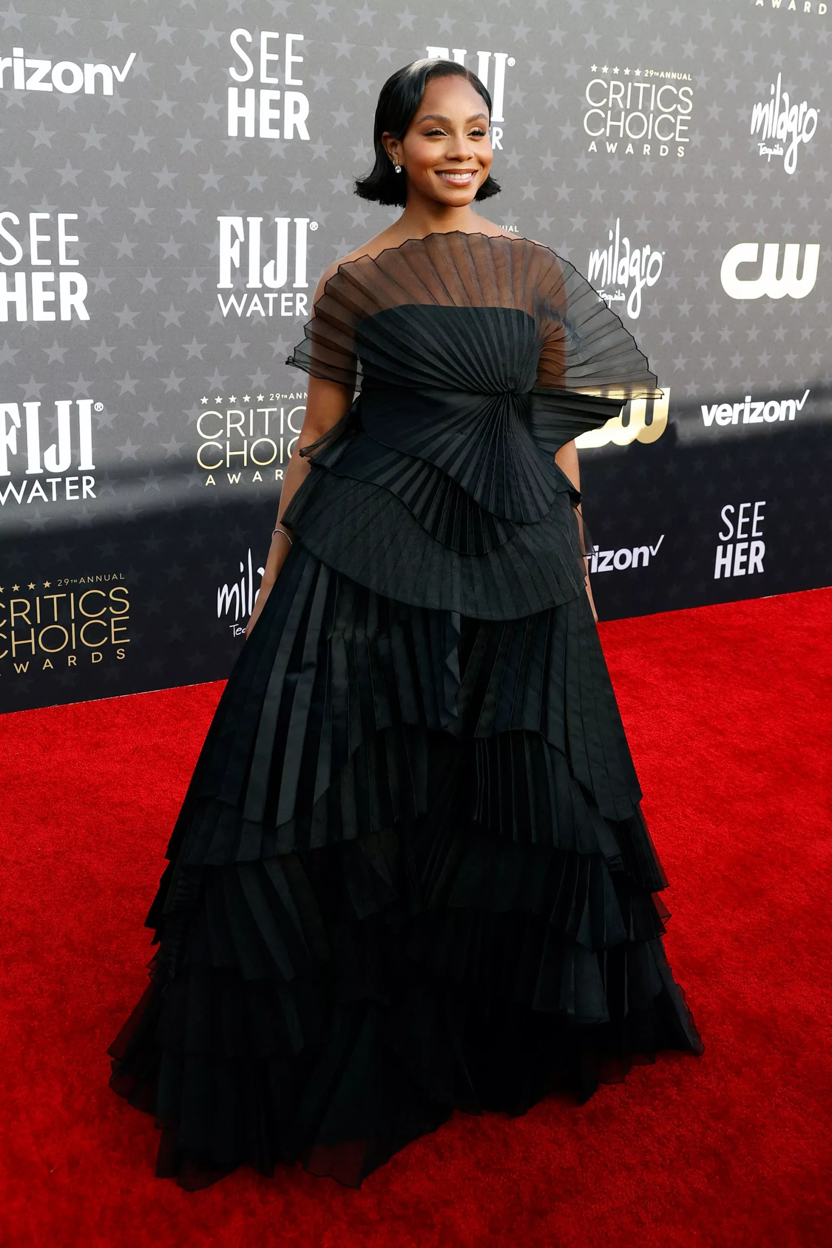 Actor Geffri Maya looked elegant in a ruffle floor-length gown by John Paul Ataker.